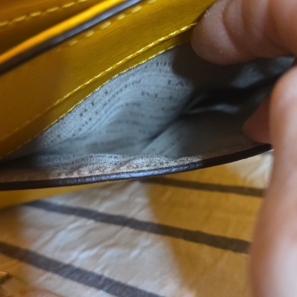 Lauren Ralph Lauren Vibrant Yellow Shoulder Bag - Picture 4 of 16